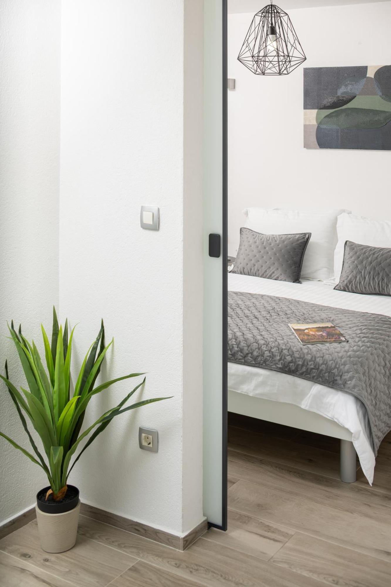 Apartments Belic With Pool Елса Экстерьер фото